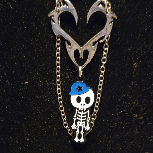 Hand Crafted Silver Skeleton Necklace - Picture 2 of 12